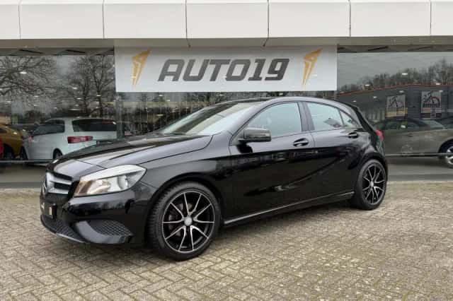 Mercedes-Benz A-Klasse (2014) thumbnail 1