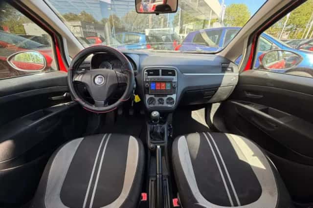 Fiat Grande Punto (2008) thumbnail 4
