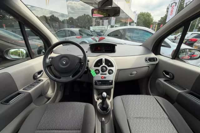 Renault Modus (2005) thumbnail 4