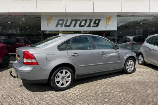 Volvo S40 (2005) thumbnail 2