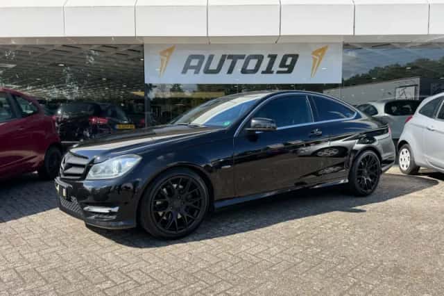 Mercedes-Benz C-Klasse (2012) thumbnail 1