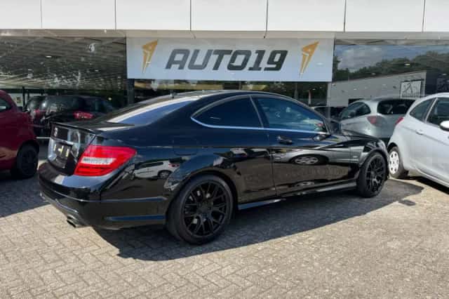 Mercedes-Benz C-Klasse (2012) thumbnail 2