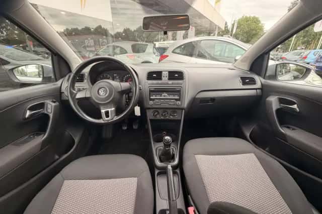 Volkswagen Polo (2012) thumbnail 4