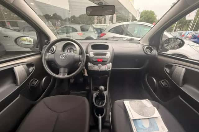 Toyota Aygo (2014) thumbnail 4