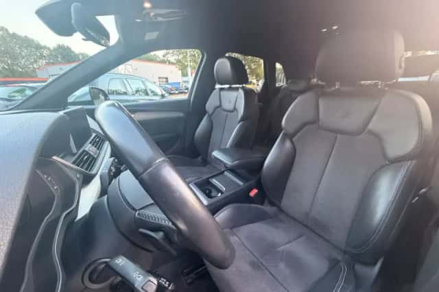 Audi SQ5 (2018) thumbnail 6