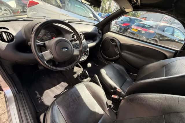 Ford Streetka (2004) thumbnail 5