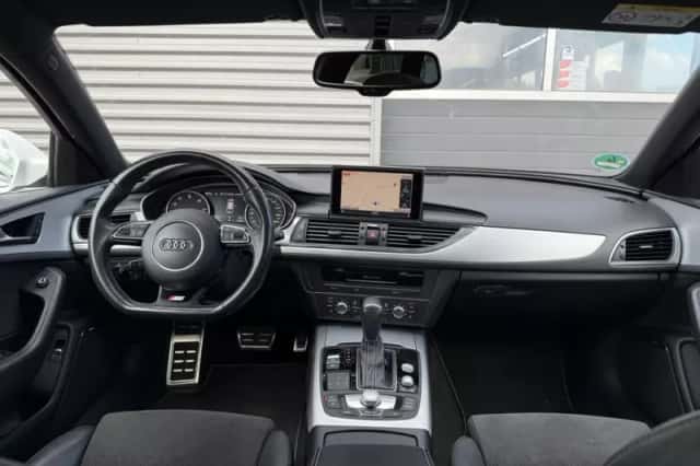 Audi A6 (2017) thumbnail 4