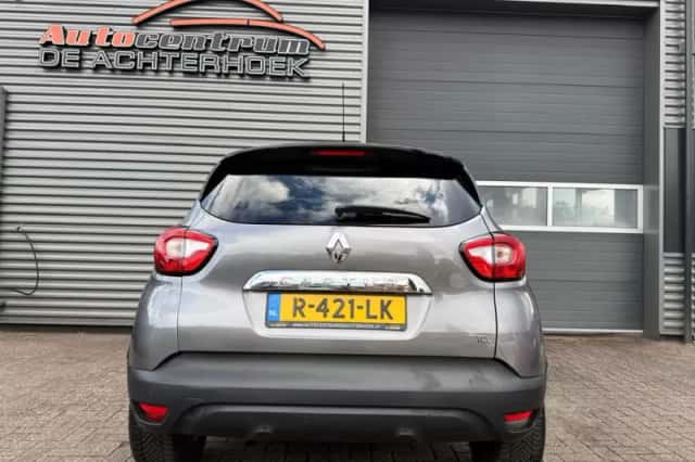 Renault Captur (2015) thumbnail 5