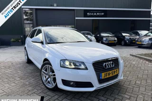 Audi A3 (2009) thumbnail 1