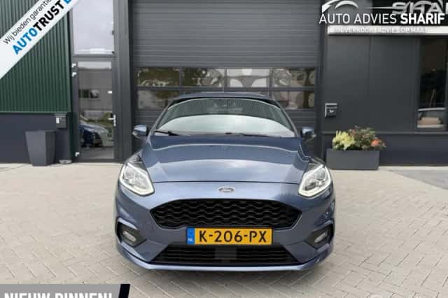 Ford Fiesta (2021) thumbnail 3