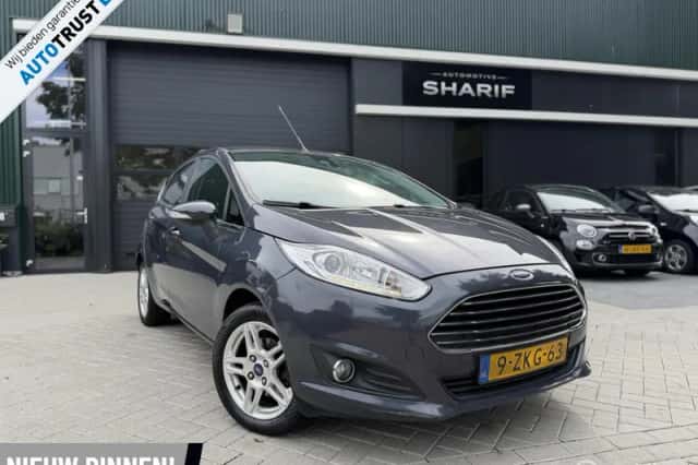 Ford Fiesta (2015) thumbnail 1
