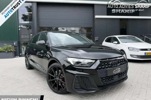 Audi A1 (2022) thumbnail 2