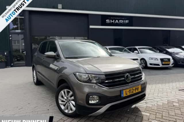 Volkswagen T-Cross (2021) thumbnail 2