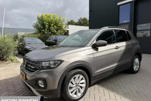 Volkswagen T-Cross (2021) thumbnail 4