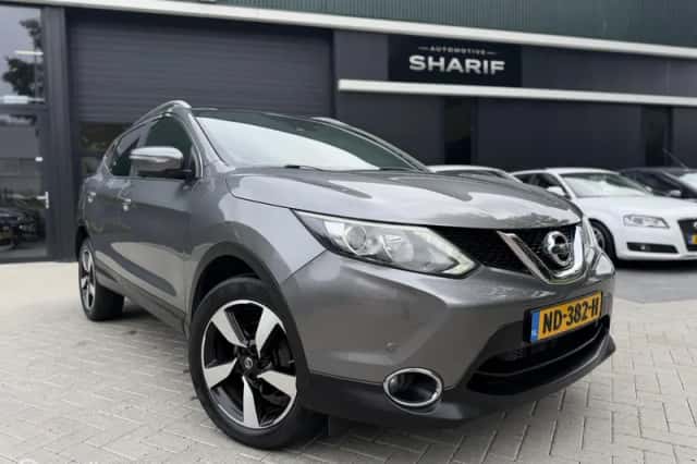Nissan Qashqai (2017) thumbnail 2