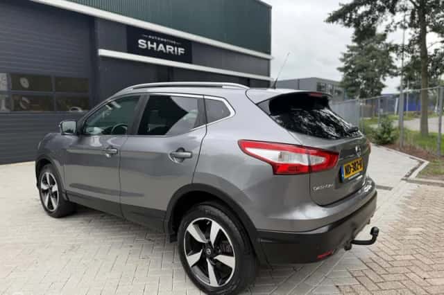 Nissan Qashqai (2017) thumbnail 6