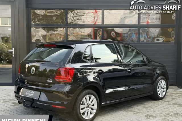 Volkswagen Polo (2014) thumbnail 6