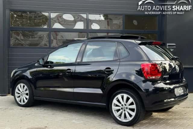 Volkswagen Polo (2011) thumbnail 6