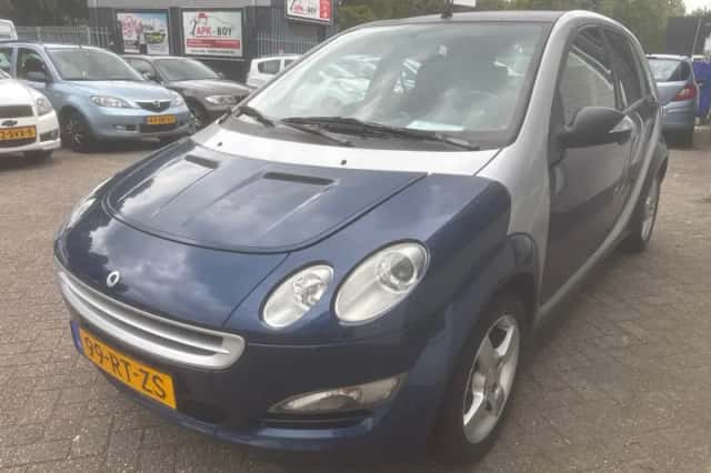 Smart ForFour (2005) thumbnail 2