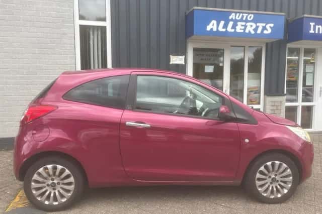 Ford Ka (2010) thumbnail 1