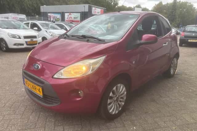 Ford Ka (2010) thumbnail 2