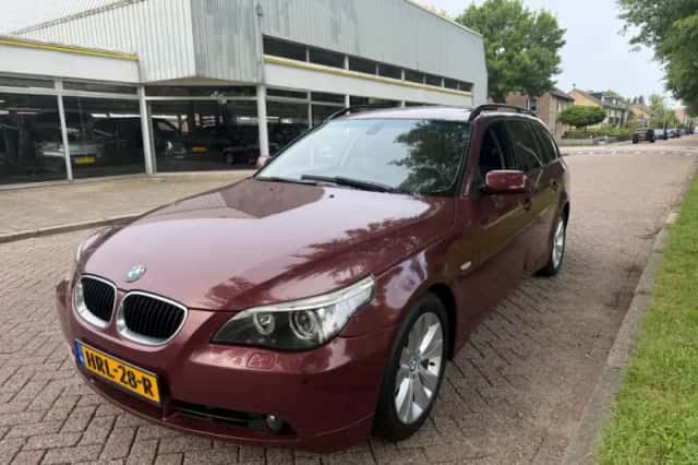 BMW 5-Serie (2005) thumbnail 3