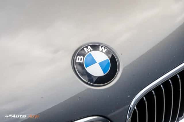 BMW 3-Serie (2004) thumbnail 3