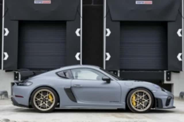 Porsche 718 Cayman (2022) thumbnail 4