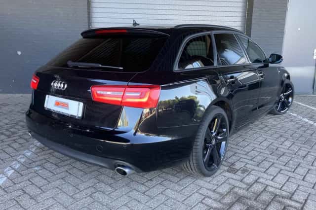 Audi A6 (2012) thumbnail 4