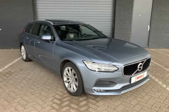 Volvo V90 (2016) thumbnail 2