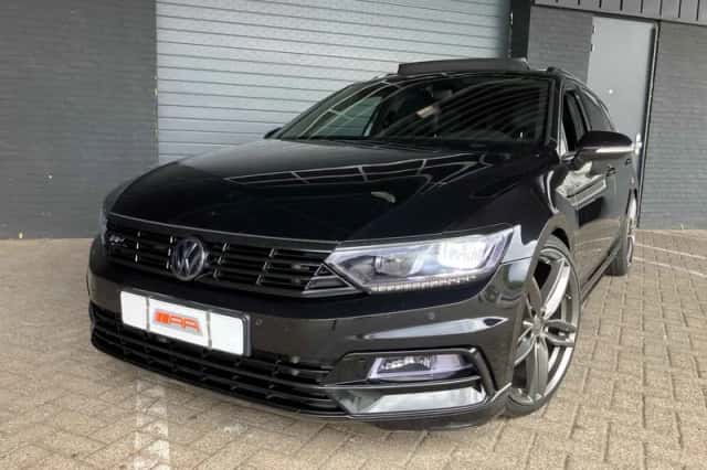 Volkswagen Passat (2016) thumbnail 4