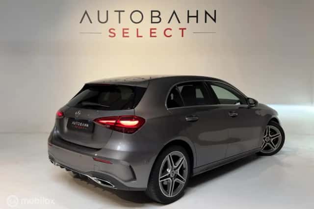Mercedes-Benz A-Klasse (2023) thumbnail 2