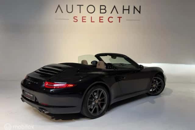 Porsche 911 (2013) thumbnail 4