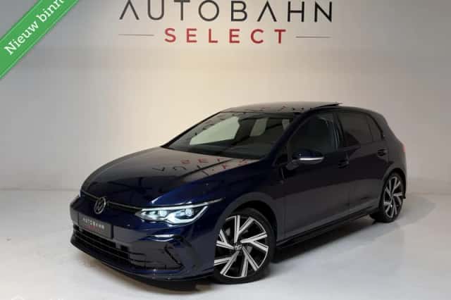 Volkswagen Golf (2020) thumbnail 1