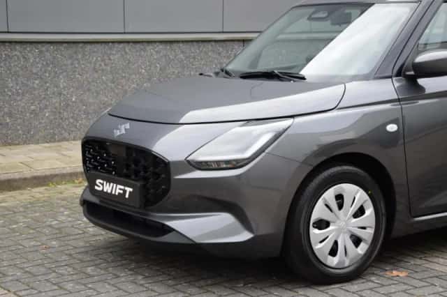 Suzuki Swift (2026) thumbnail 3