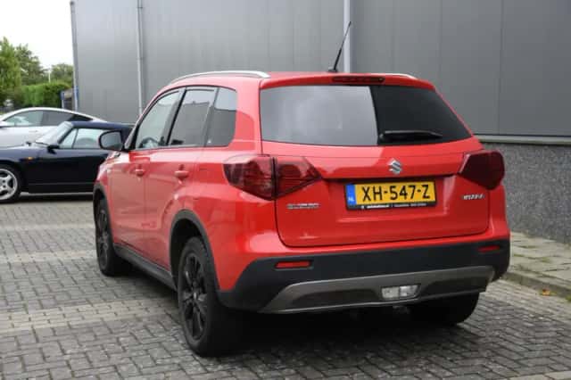 Suzuki Vitara (2019) thumbnail 6