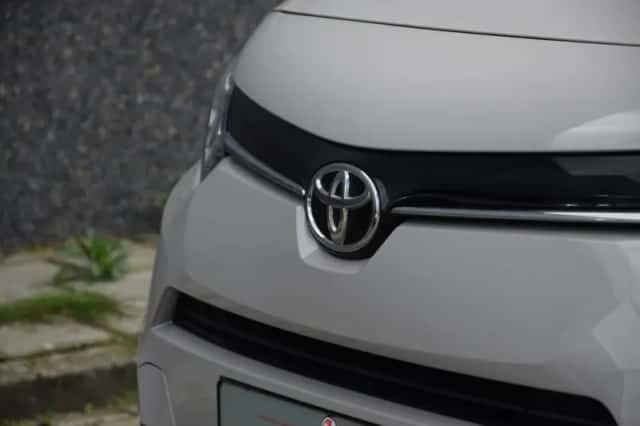 Toyota ProAce City Verso (2022) thumbnail 4