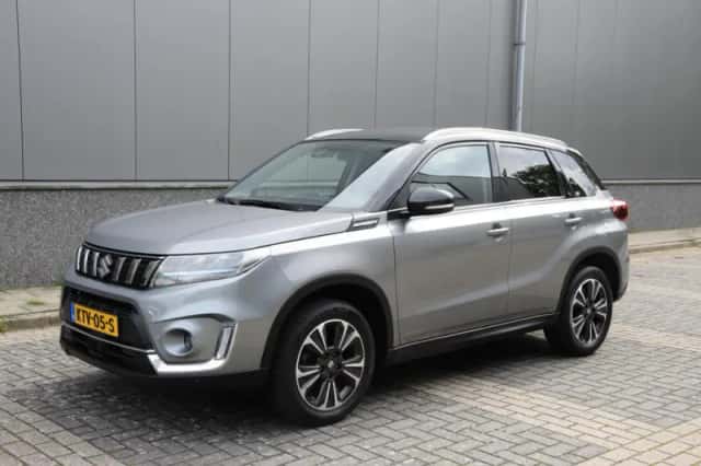 Suzuki Vitara (2023) thumbnail 2