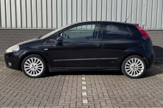 Fiat Grande Punto (2006) thumbnail 2