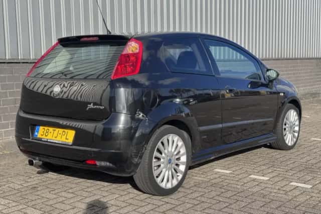 Fiat Grande Punto (2006) thumbnail 5