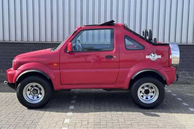 Suzuki Jimny (2006) thumbnail 2