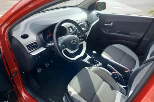 Kia Picanto (2014) thumbnail 6