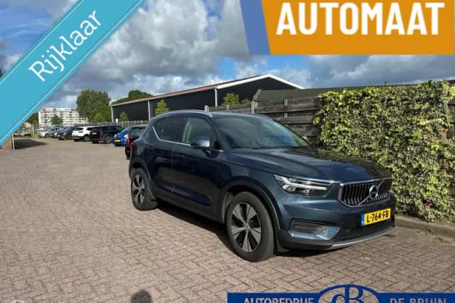Volvo XC40 (2021) thumbnail 1