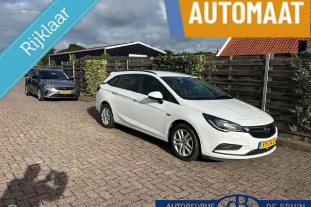 Opel Astra Sports Tourer (2019) thumbnail 1