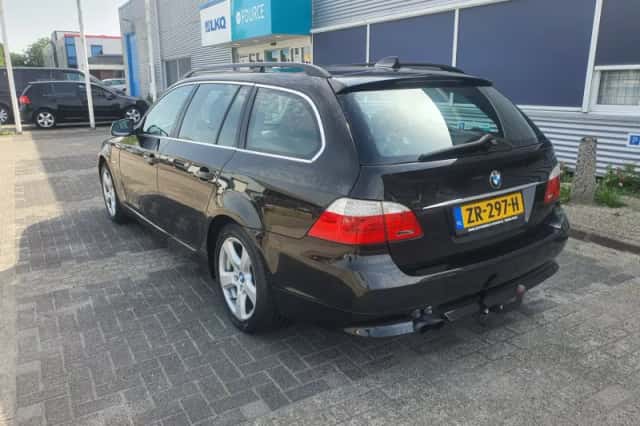 BMW 5-Serie (2010) thumbnail 4