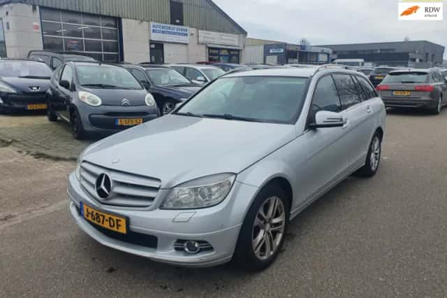 Mercedes-Benz C-Klasse (2010) thumbnail 1
