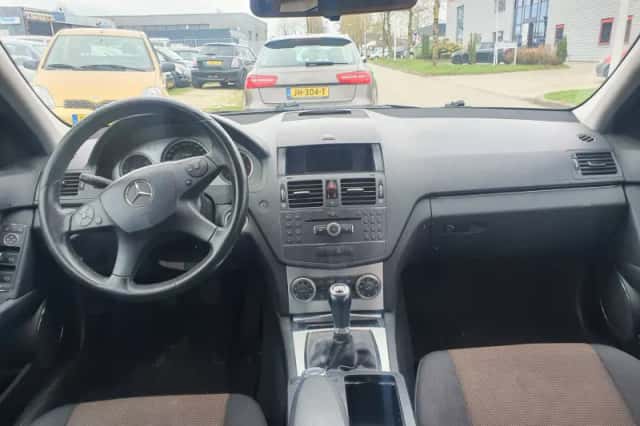 Mercedes-Benz C-Klasse (2010) thumbnail 6