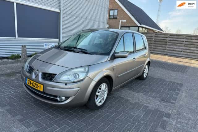 Renault Scénic (2008) thumbnail 1