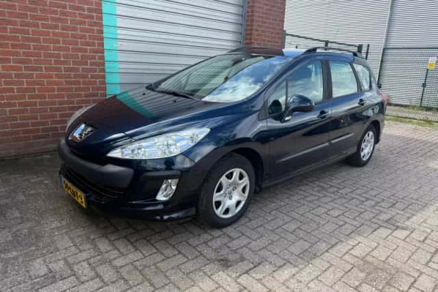 Peugeot 308 (2010) thumbnail 1
