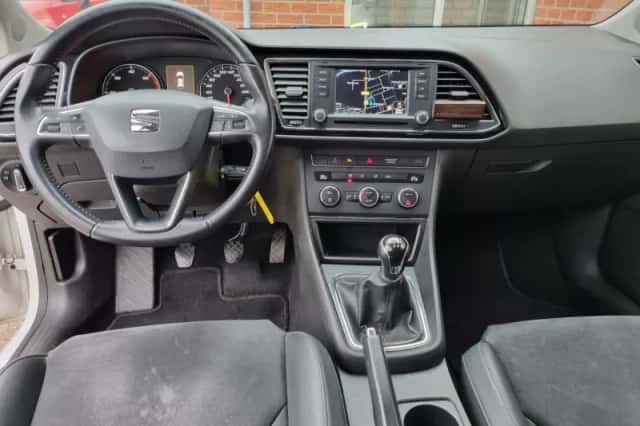 SEAT Leon (2014) thumbnail 6